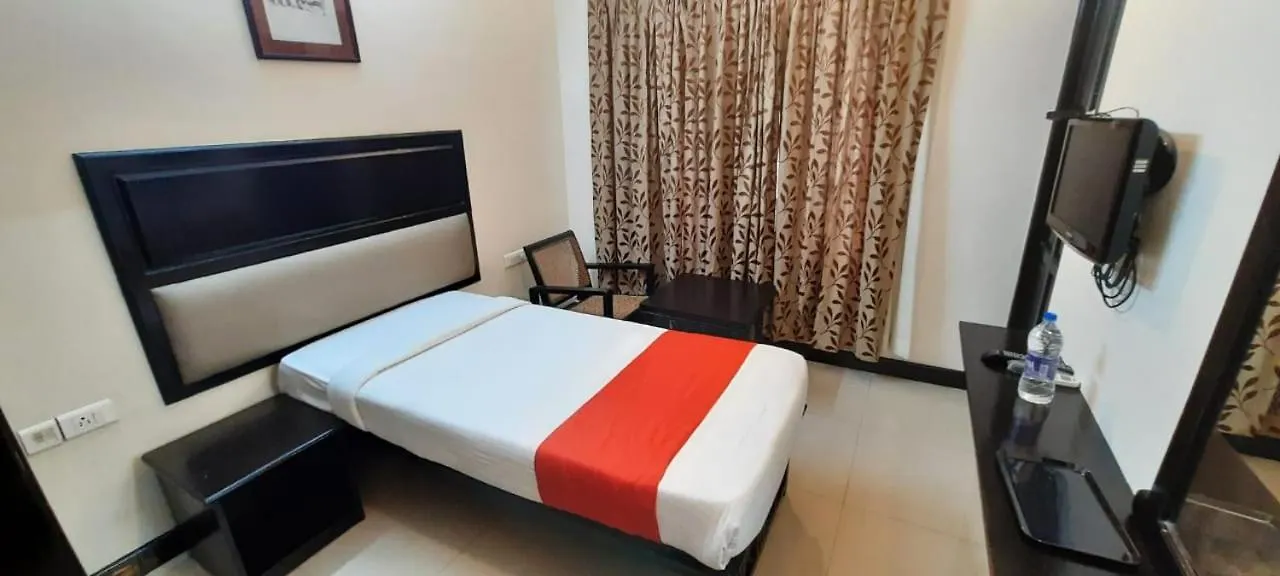 The Trivandrum Hotel Тривандрум