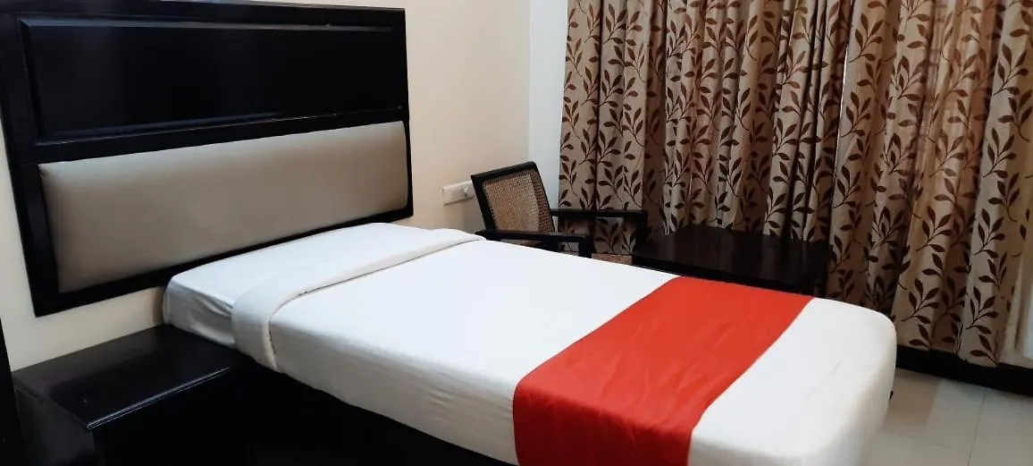 The Trivandrum Hotel Тривандрум